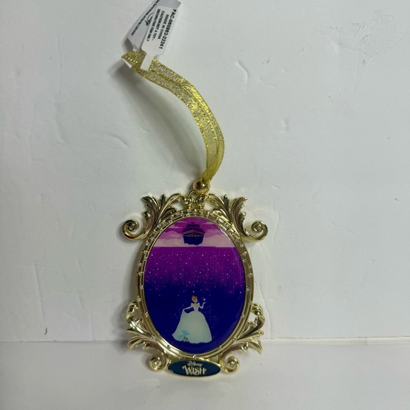 NWT. Disney Cruise Line DCL Wish ornament featuring Cinderella. - Picture 2 of 11
